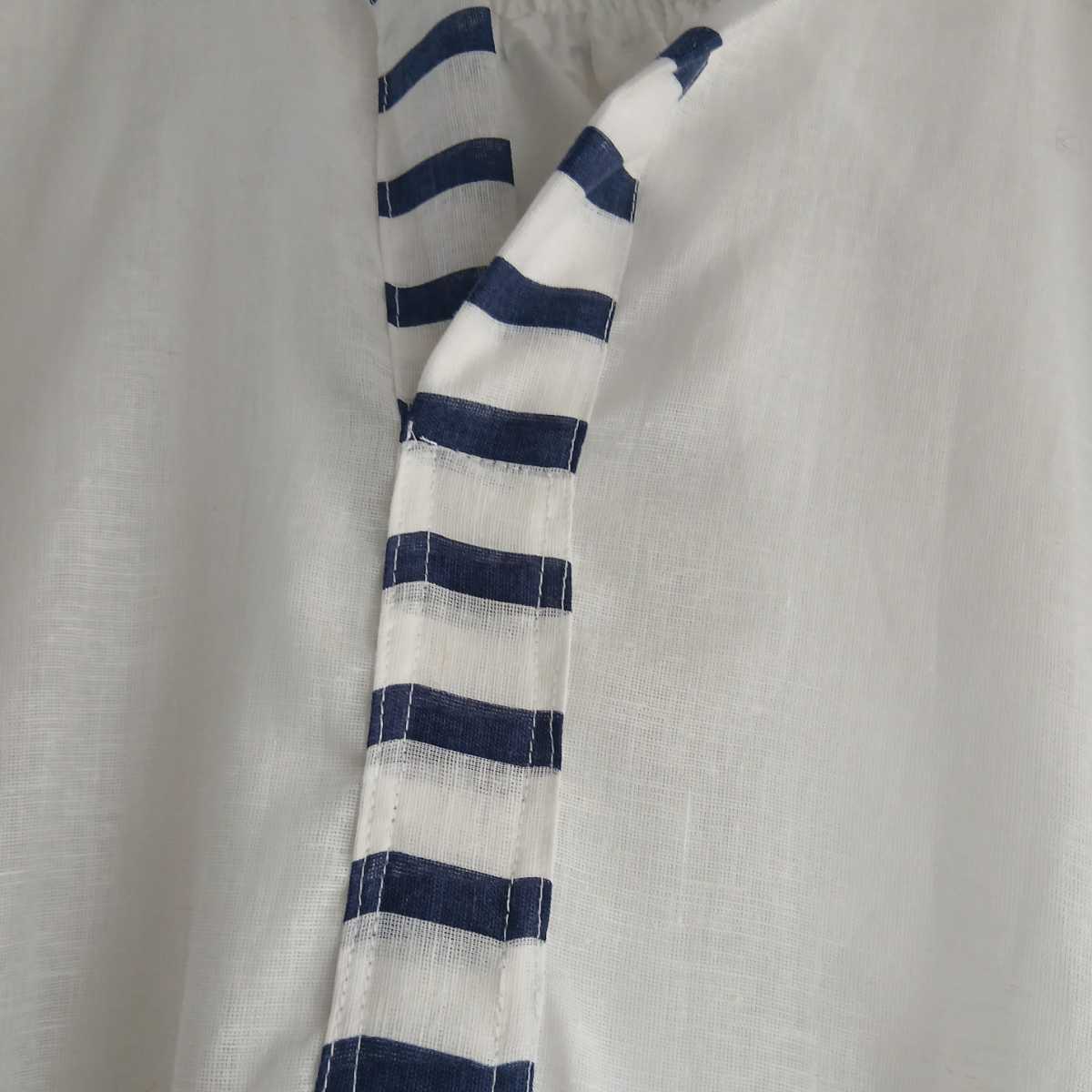 Robe chemisier coton femme blanche et bleue, élégante et fluide, col V