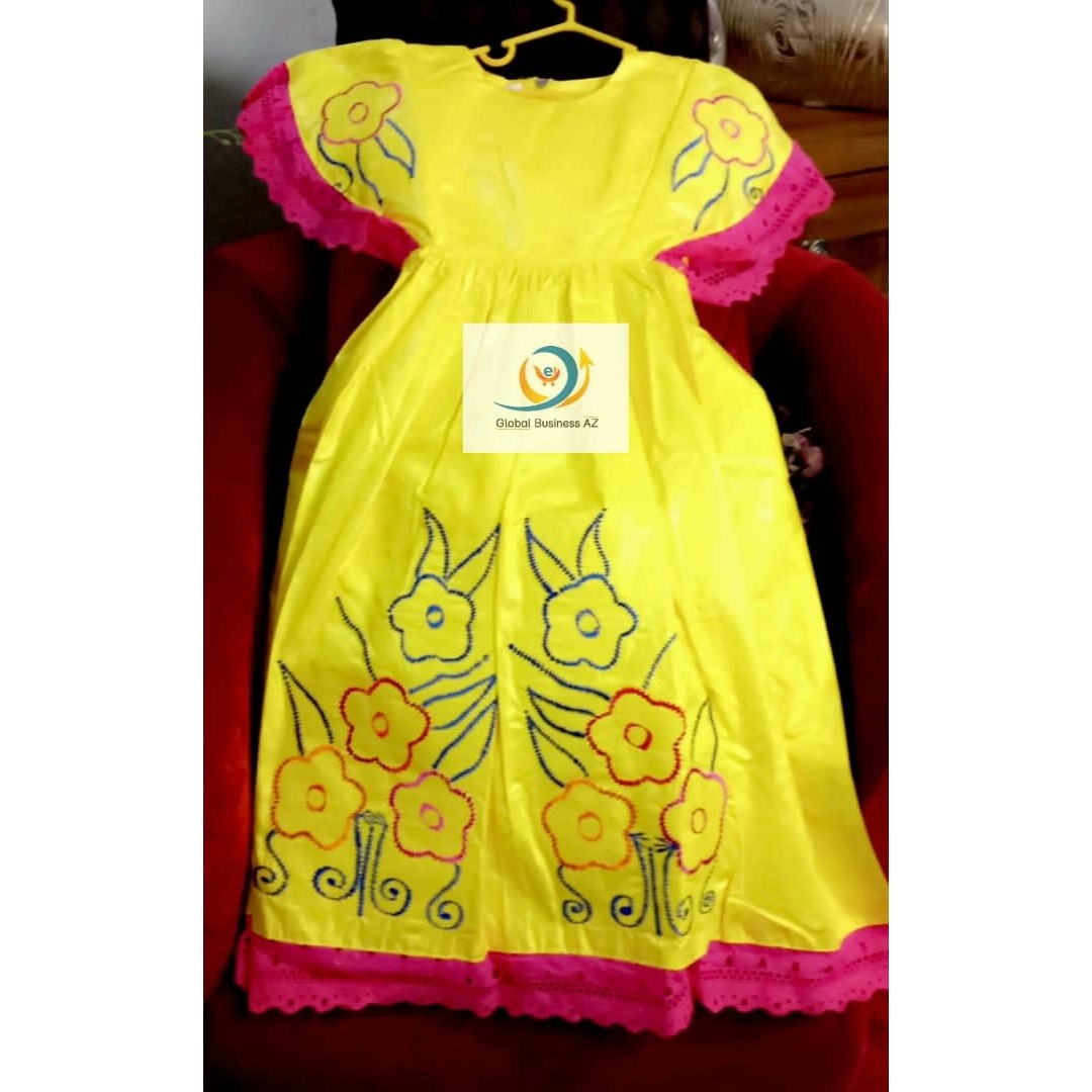 Robe fille 5 ans jaune brodée en bazin riche