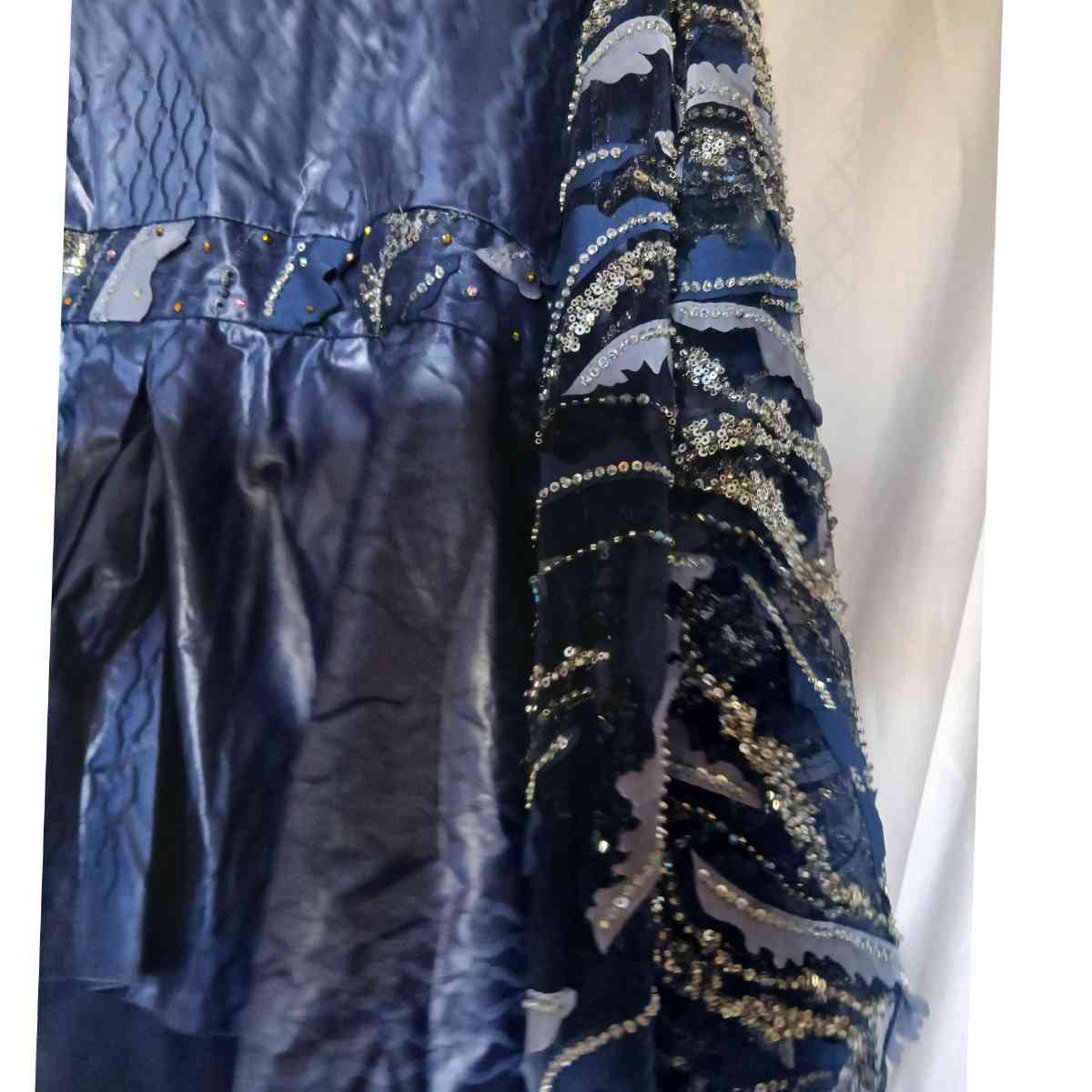 Ensemble jupe et haut femme bleu marine en bazin dentelle élégant cérémonie