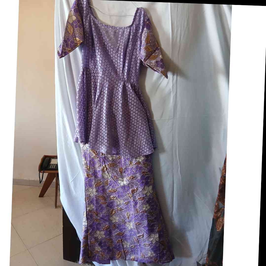Ensemble jupe et haut femme brocart mauve doré