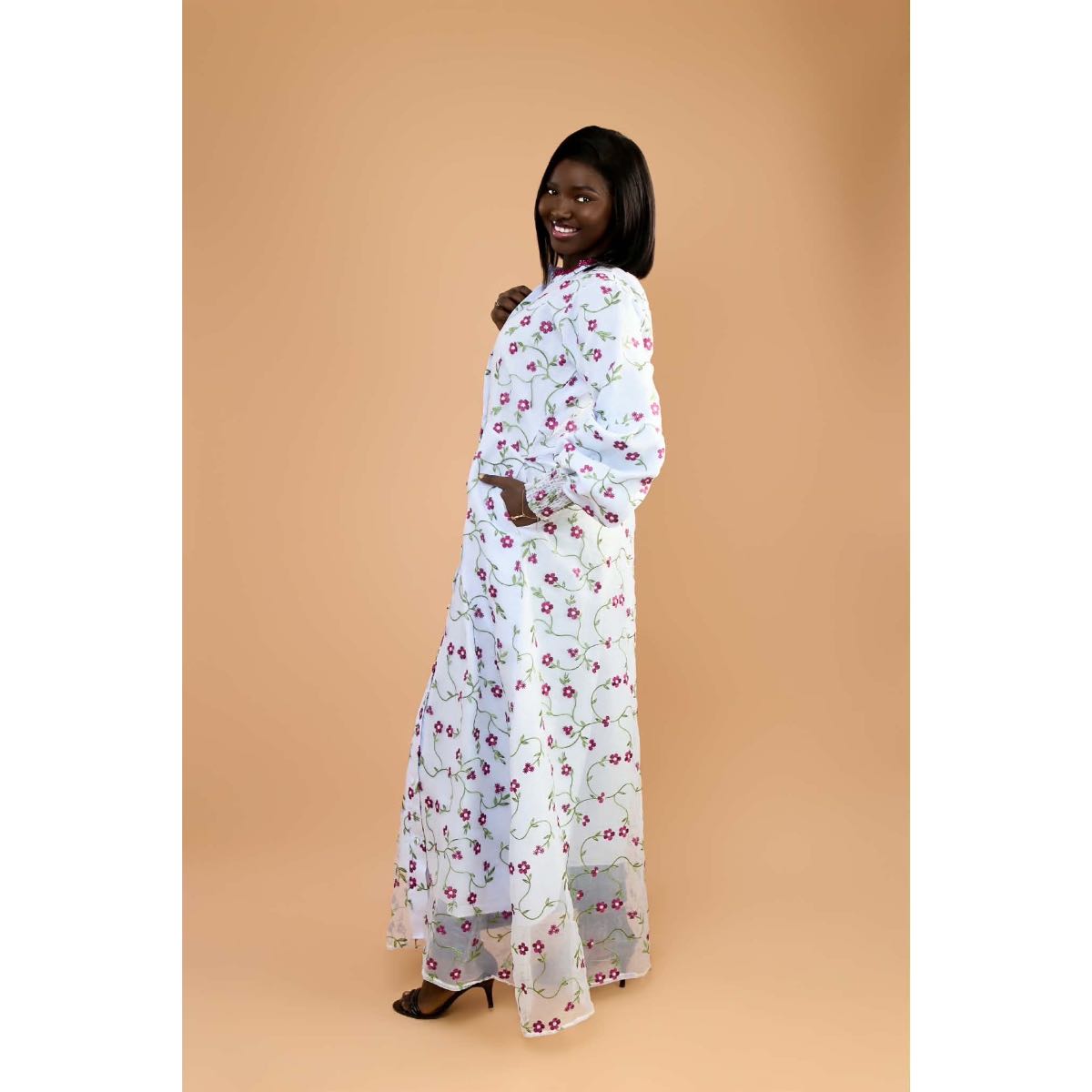 Robe Longue Fleurie Beige Élégante pour Femme