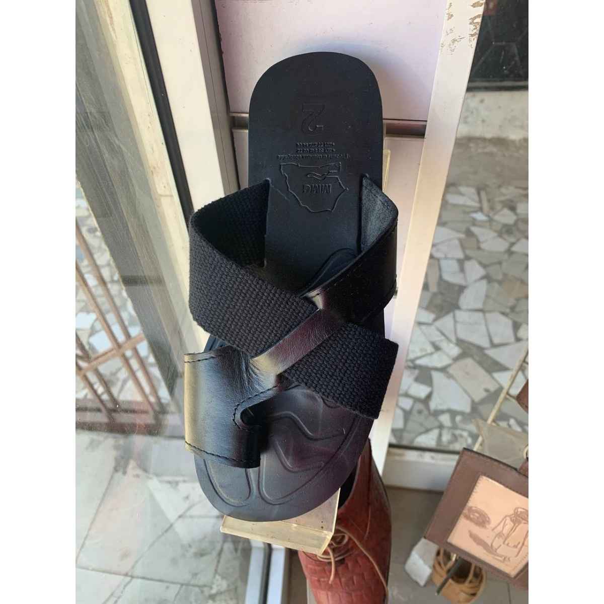 Chaussures en cuir homme élégantes et confortables – Noires, marron, bleu, rouge