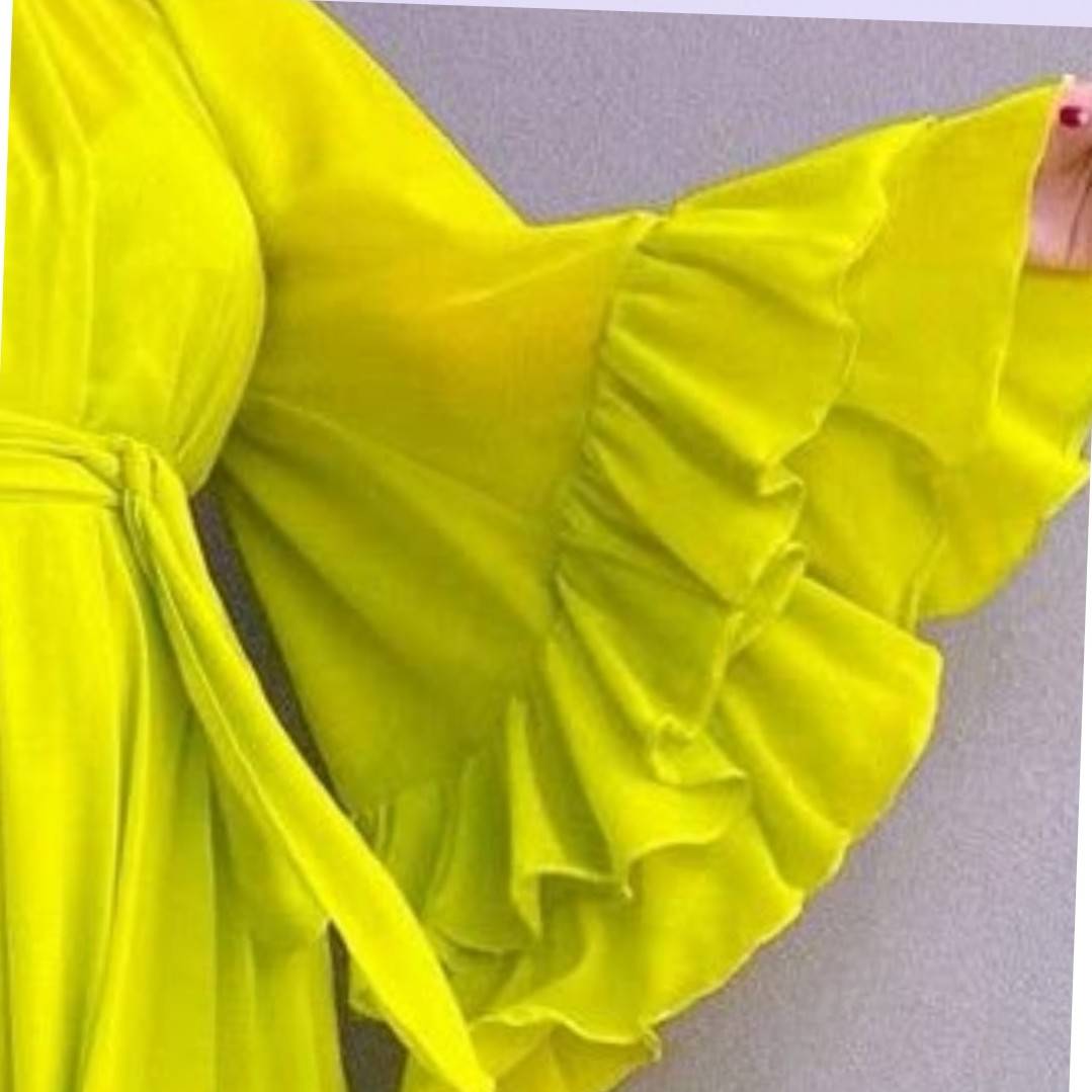 Robe en mousseline verte longue élégante