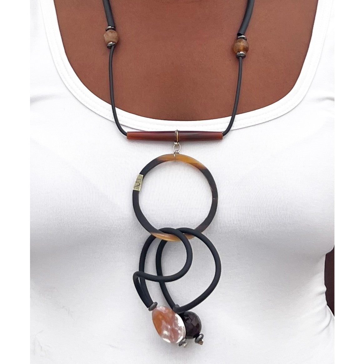 Collier agate artisanal et boucles d’oreilles – Bijoux bohème chic femme