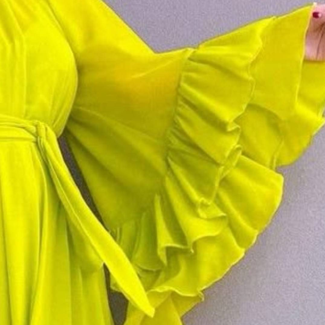 Robe en mousseline verte longue élégante