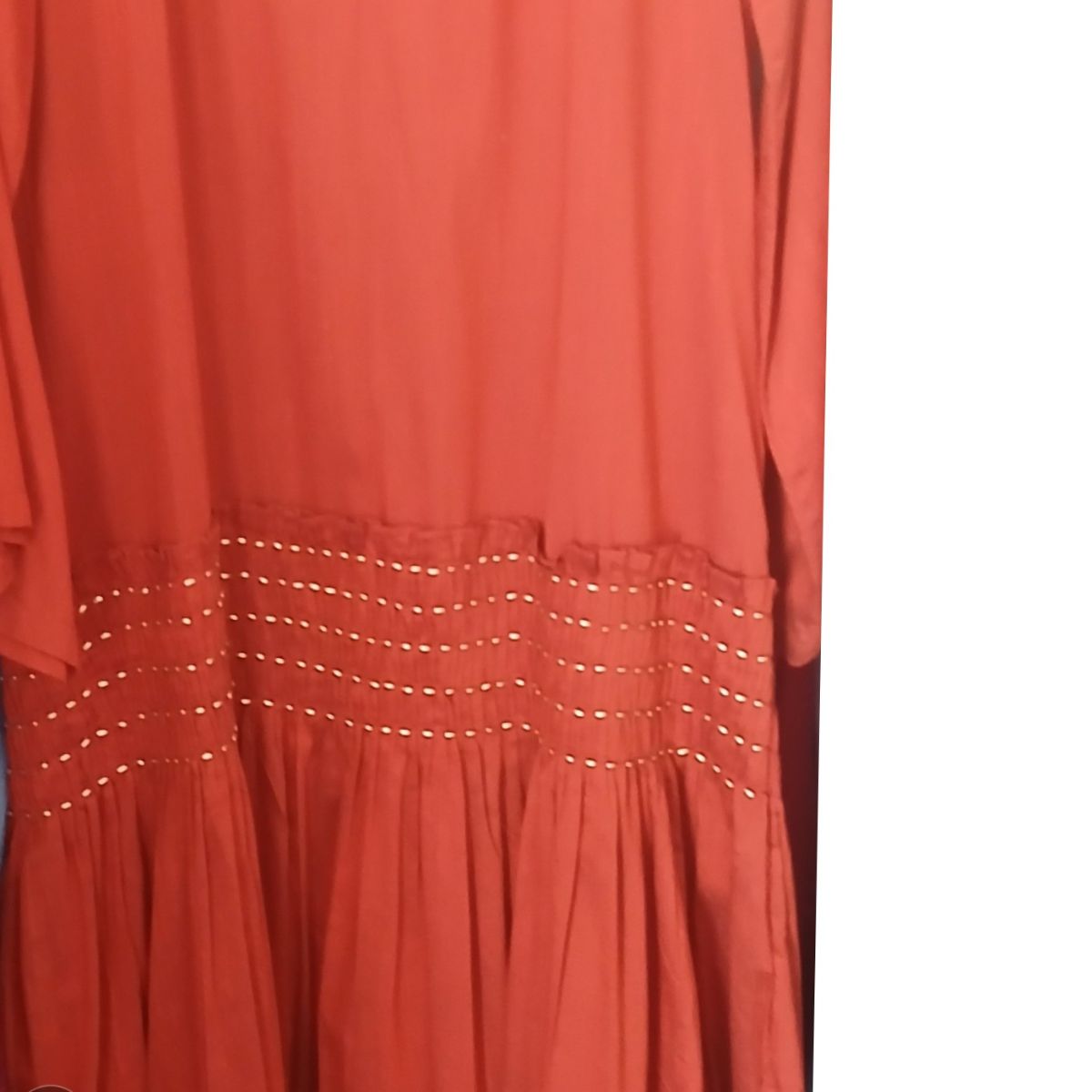 Robe orange perles dorées longue élégante femme chic et confortable