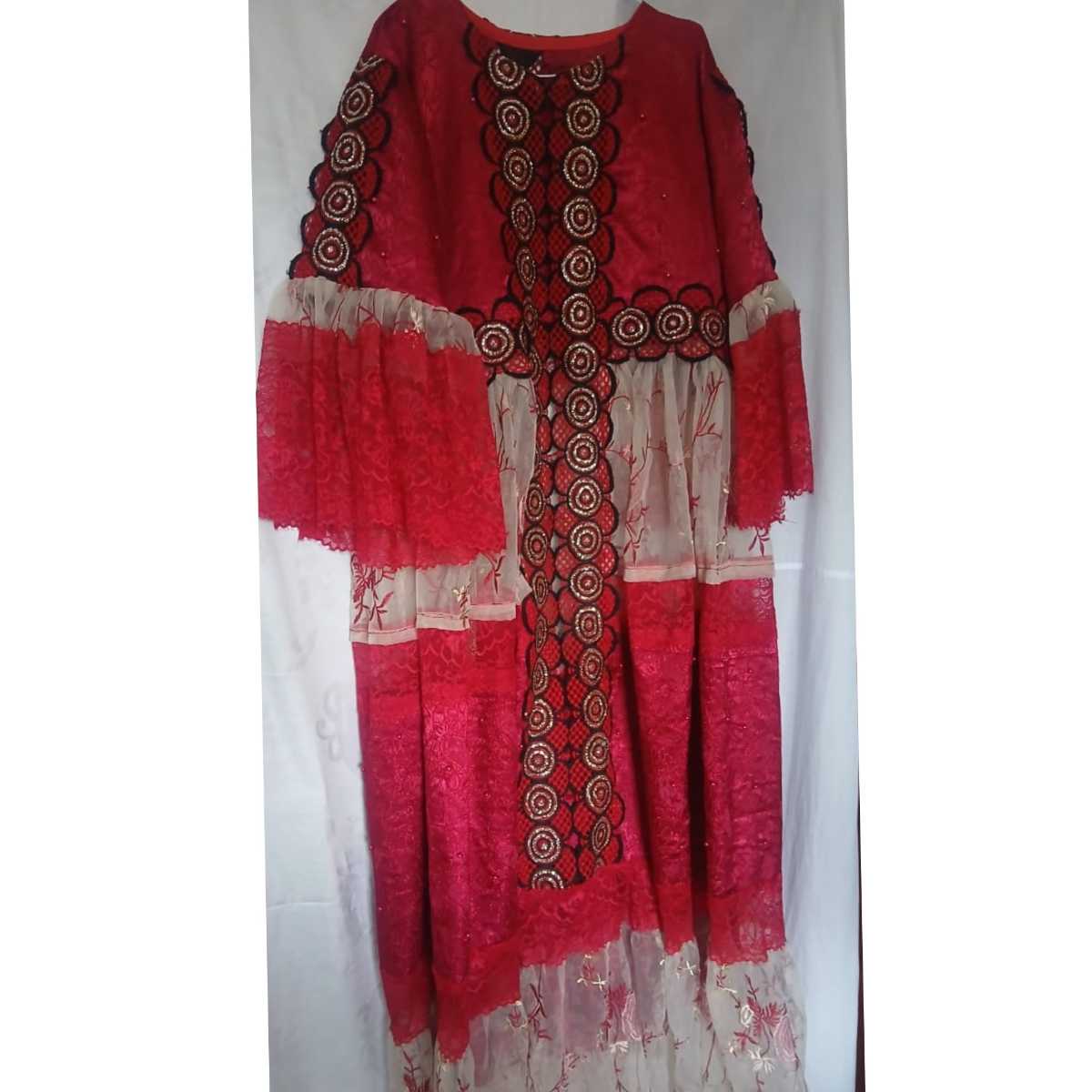 Robe Longue Rouge en Dentelle Brodée pour Femme