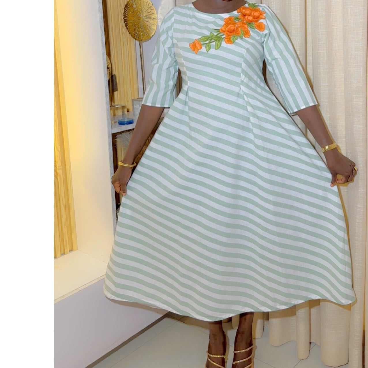 Robe Midi A-Ligne Rayée en Coton - Élégance et Confort