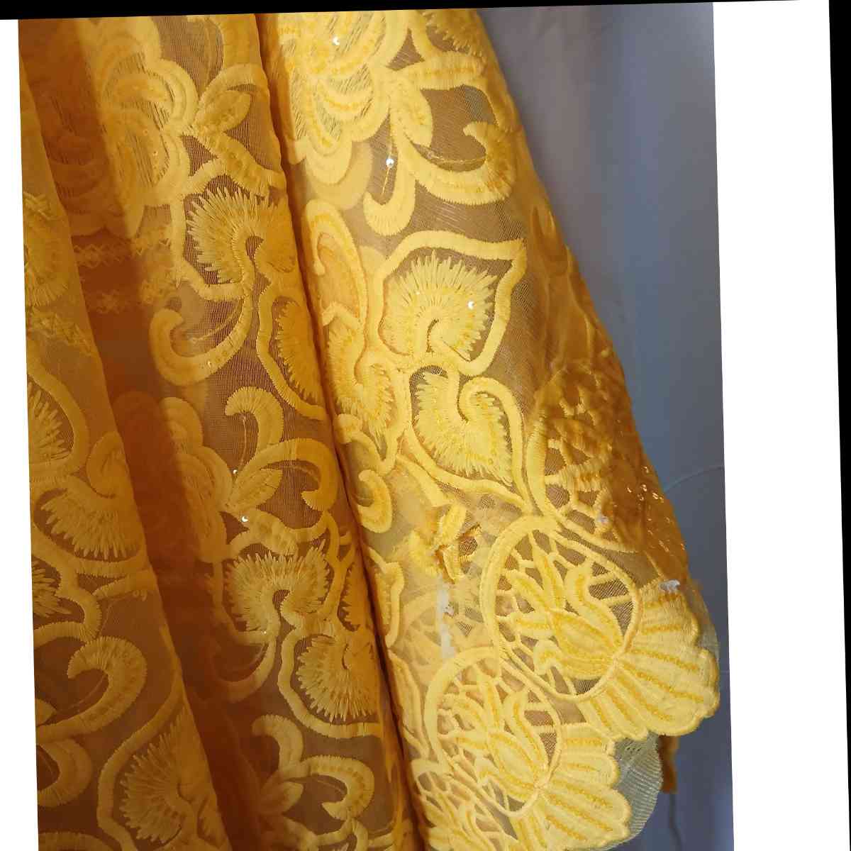 Robe bohème dentelle jaune longue