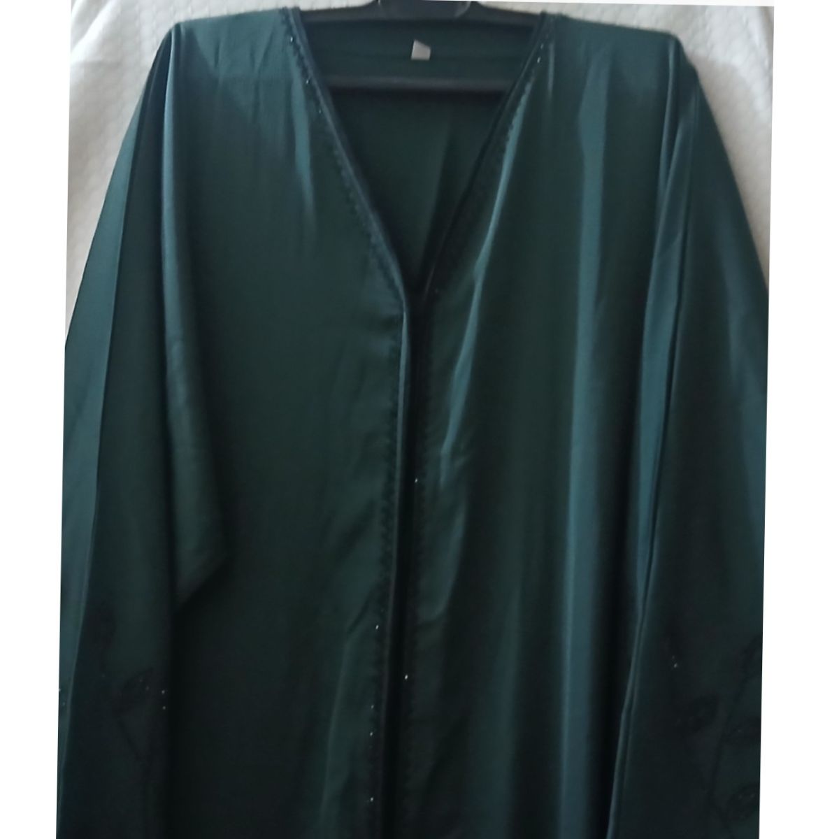 Abaya femme perlee exclusive pour un style unique et élégant