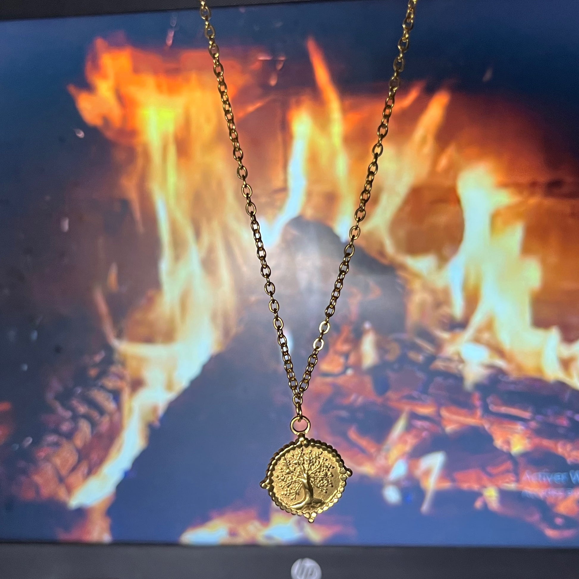 Collier Arbre de Vie Doré Acier Inoxydable - Élégance Durable et Symbolique