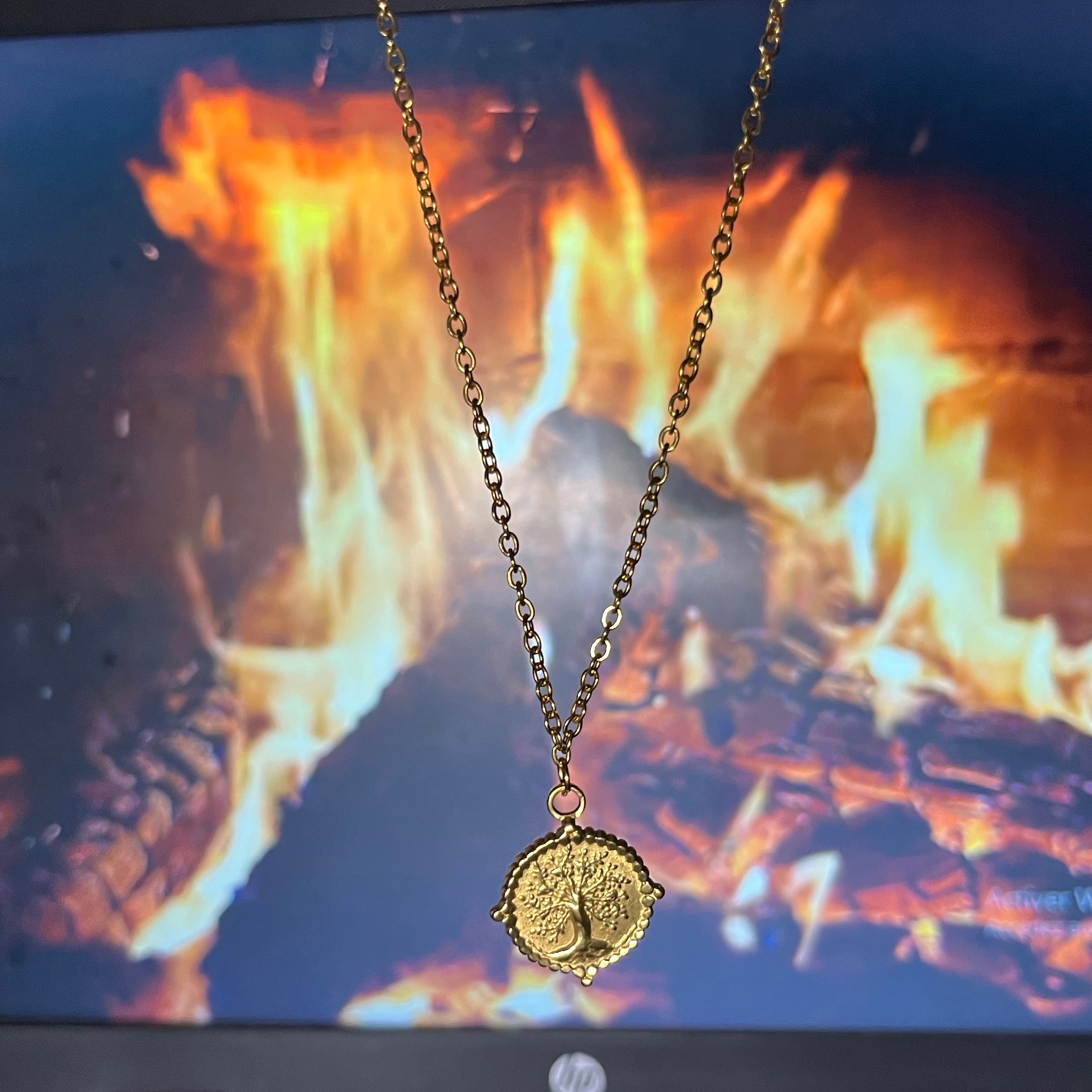 Collier Arbre de Vie Doré Acier Inoxydable - Élégance Durable et Symbolique