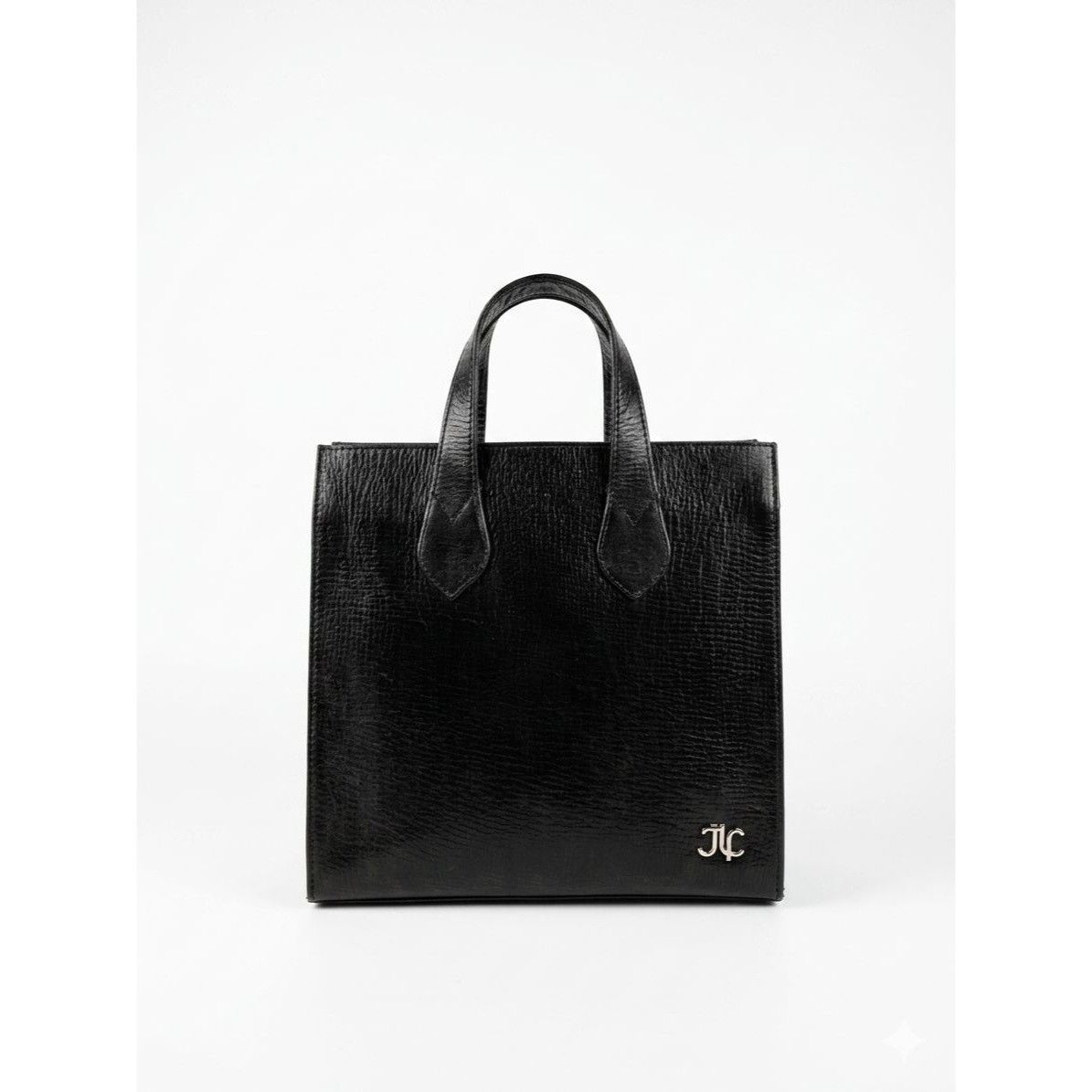 Lady Mariam + Cuir