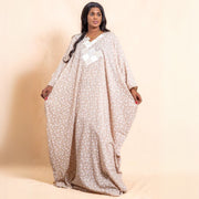 Robe longue en Batik coton pour femme avec des petit détails en blanc