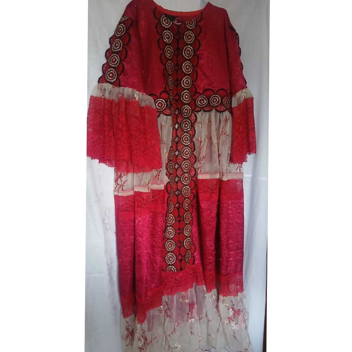 Robe Longue Rouge en Dentelle Brodée pour Femme