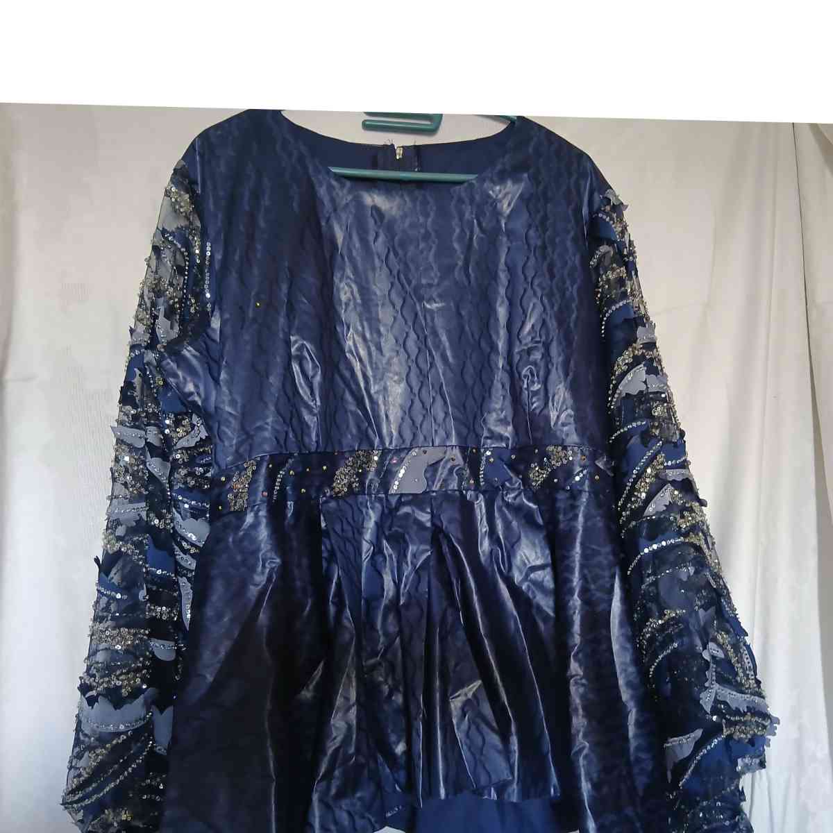Ensemble Geztner dentelle bleu marine femme élégant soirée ou mariage