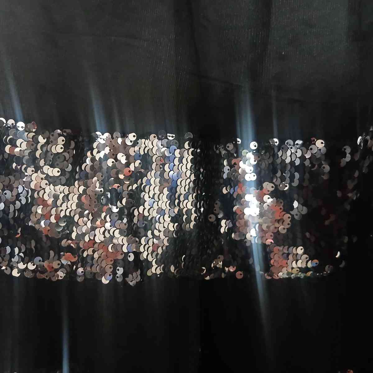 Robe de soirée noire sequins longue dentelle élégante femme chic gala