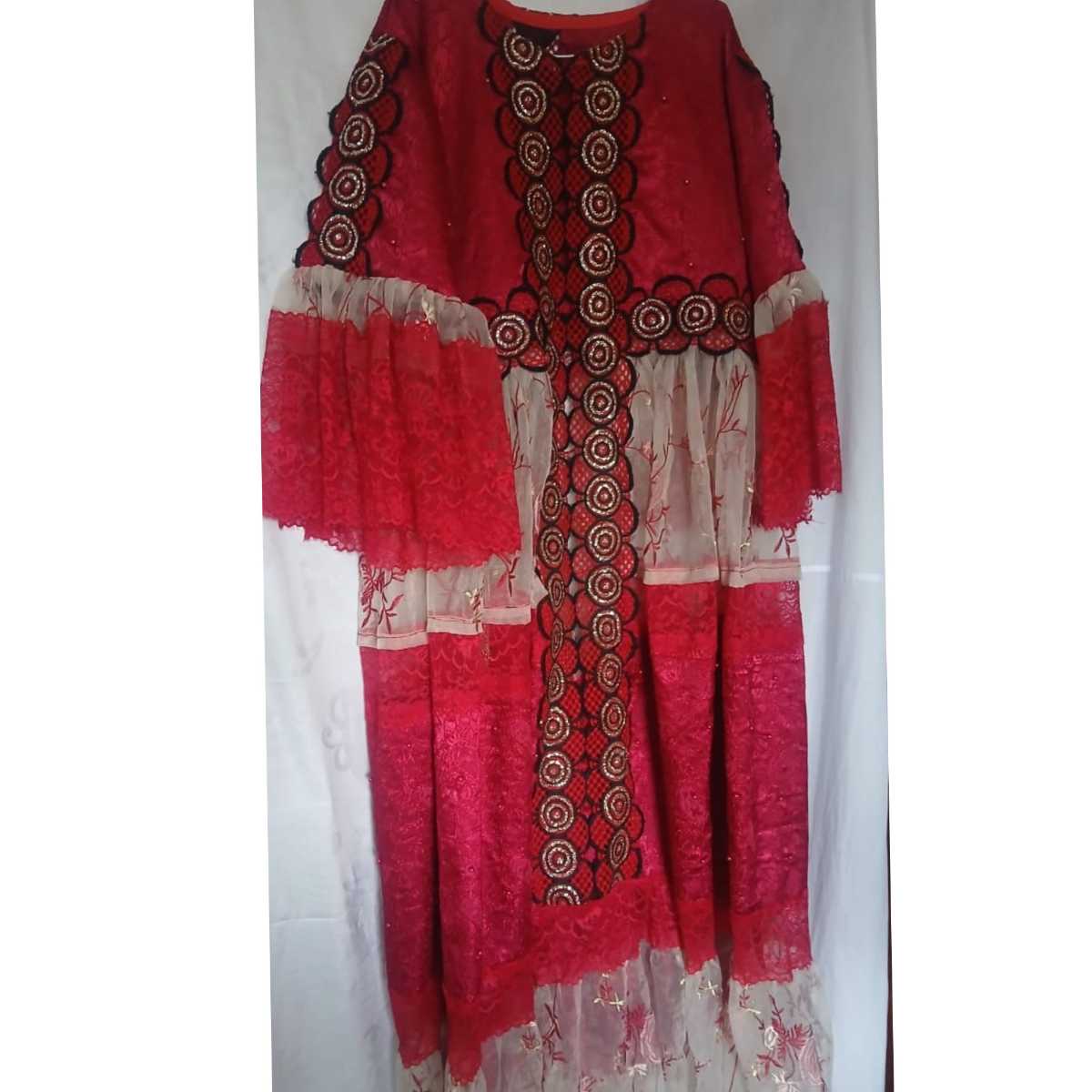 Robe Longue Rouge en Dentelle Brodée pour Femme
