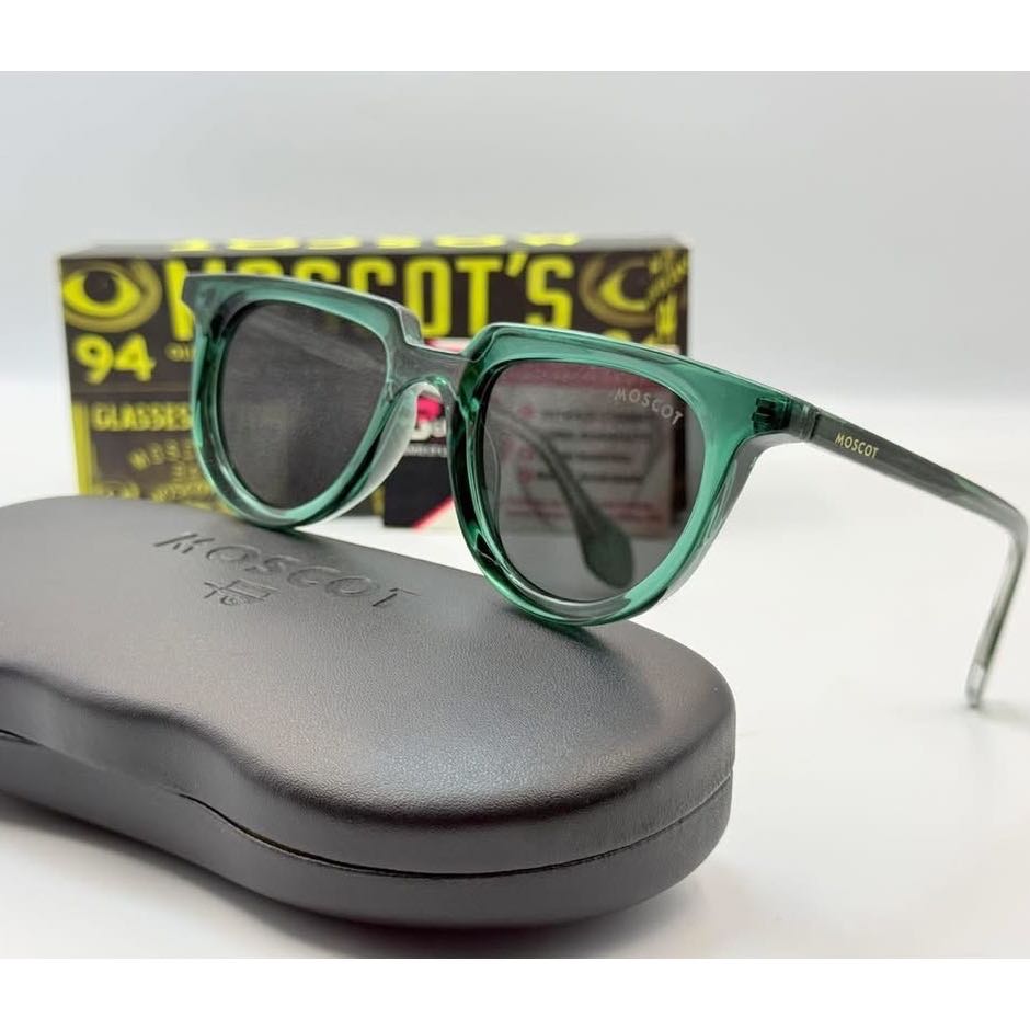 Lunettes de soleil femme élégantes rondes oversize monture olive transparente