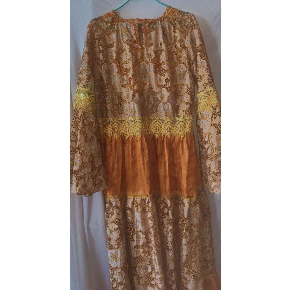 Robe Longue Femme Orange Cuivré Brodée avec Dentelle