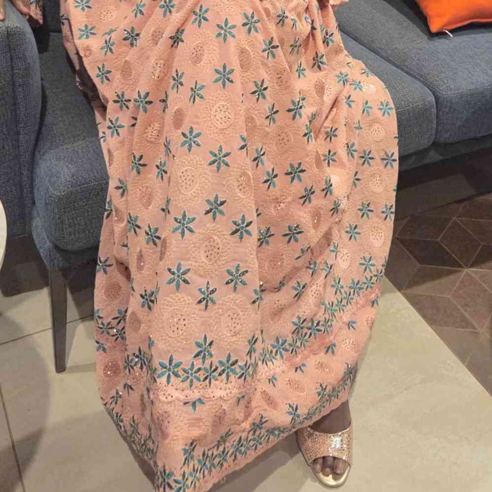 Robe femme brodée longue élégante, dentelle bohème chic, multicolore