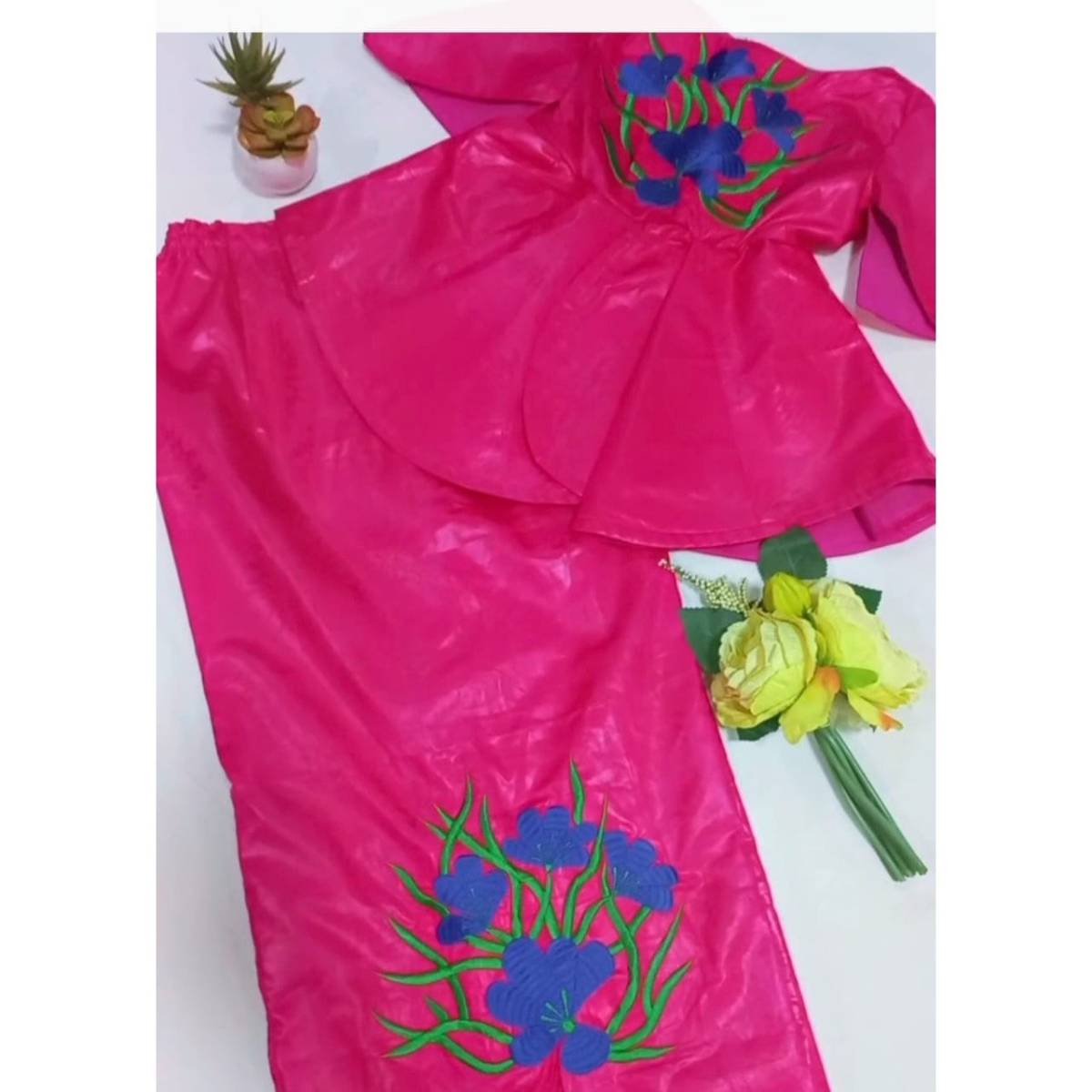 Bazin riche fille 9 ans rose fushia, ensemble cérémonie élégant jupe et haut